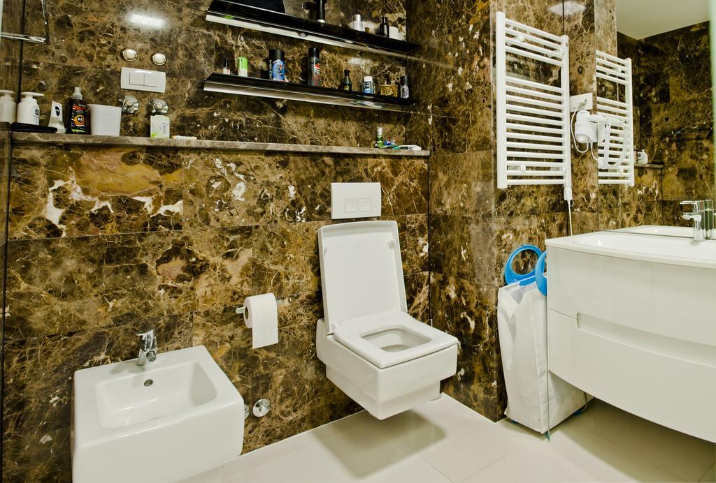 Delux And Urban Apartments Hotel Tre Canne Budva Exterior foto