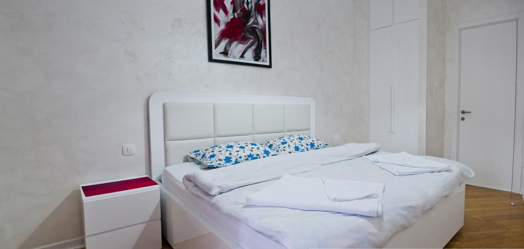 Delux And Urban Apartments Hotel Tre Canne Budva Exterior foto