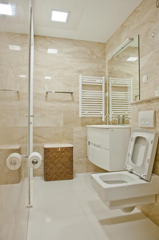 Delux And Urban Apartments Hotel Tre Canne Budva Exterior foto